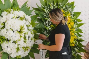 entrega-de-coroa-de-flores-em-curitiba-emergencia
